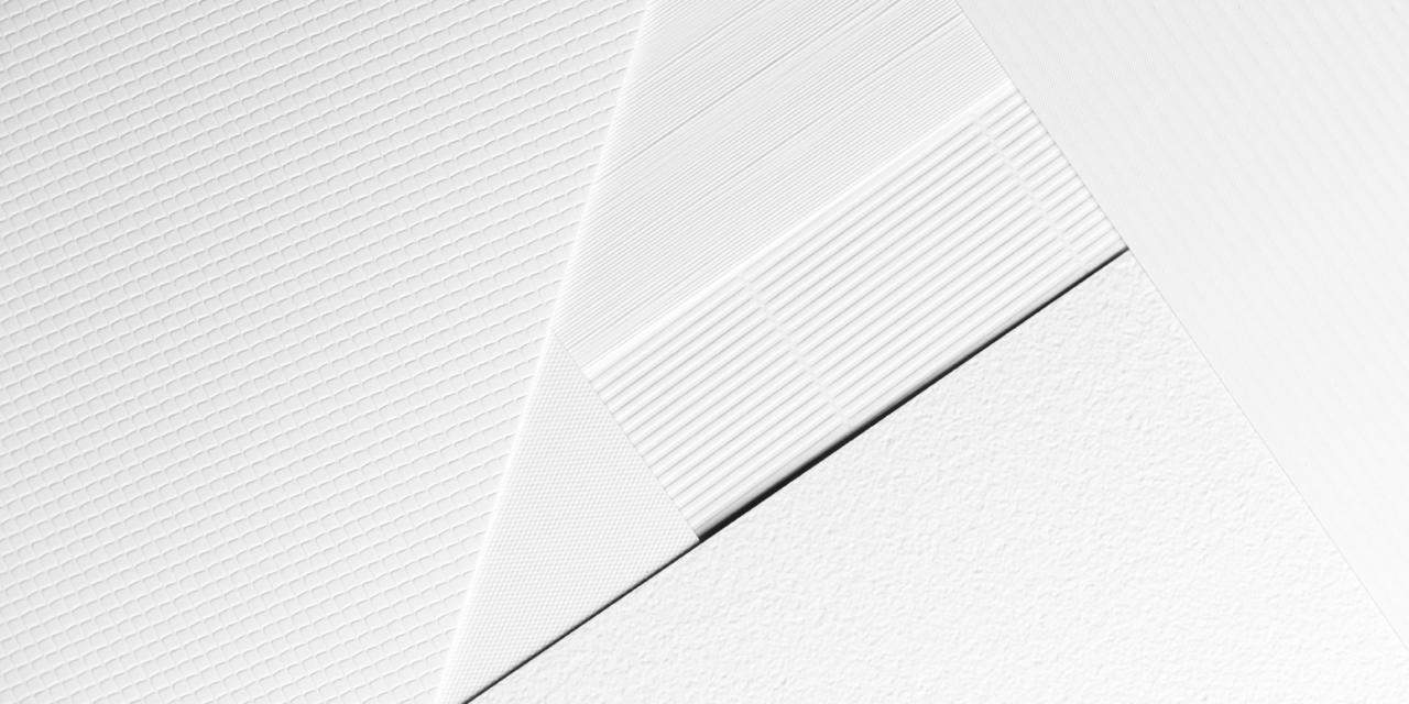 Oberflächengeprägte Papiere