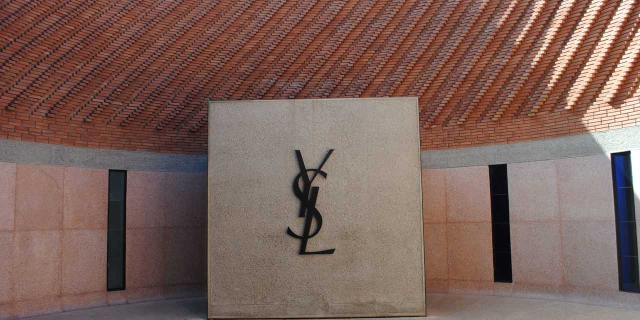 Yves Saint Laurent: Revolutionär des Designs